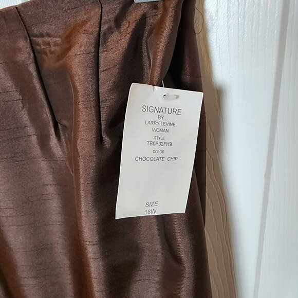 Signature by Larry Levine Woman Brown Formal Skirt 18W Shiny Satin Look - Picture 6 of 6